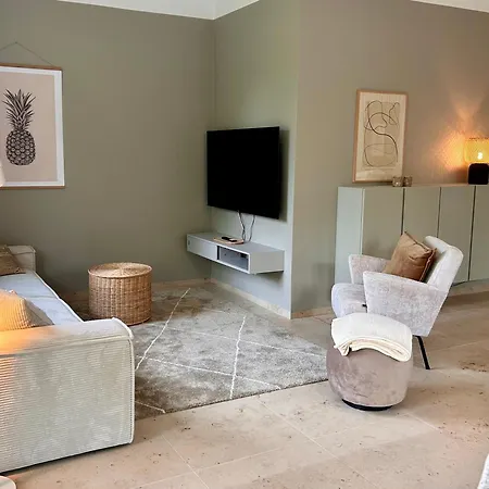 Clemens, Neue Zentral Und Hochwertig Ahaus